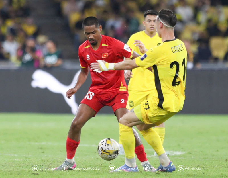 Pendant Quang Vinh nói thẳng về thất bại: Không phải do cầu thủ nhập tịch