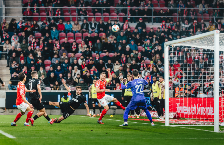 Mainz 05 vs St. Pauli (21:30 � 21/12) | Xem lại trận đấu