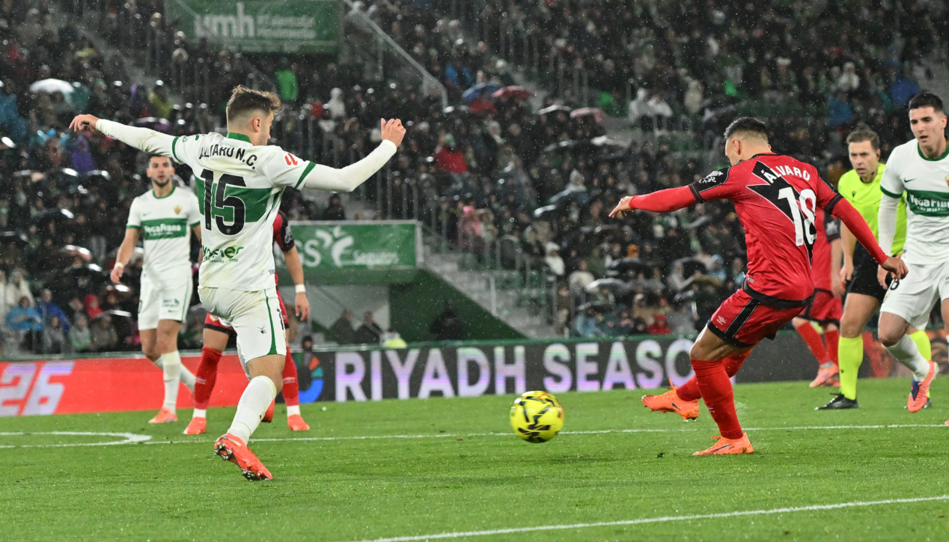 Elche vs Rayo Vallecano (00:30 � 22/12) | Xem lại trận đấu